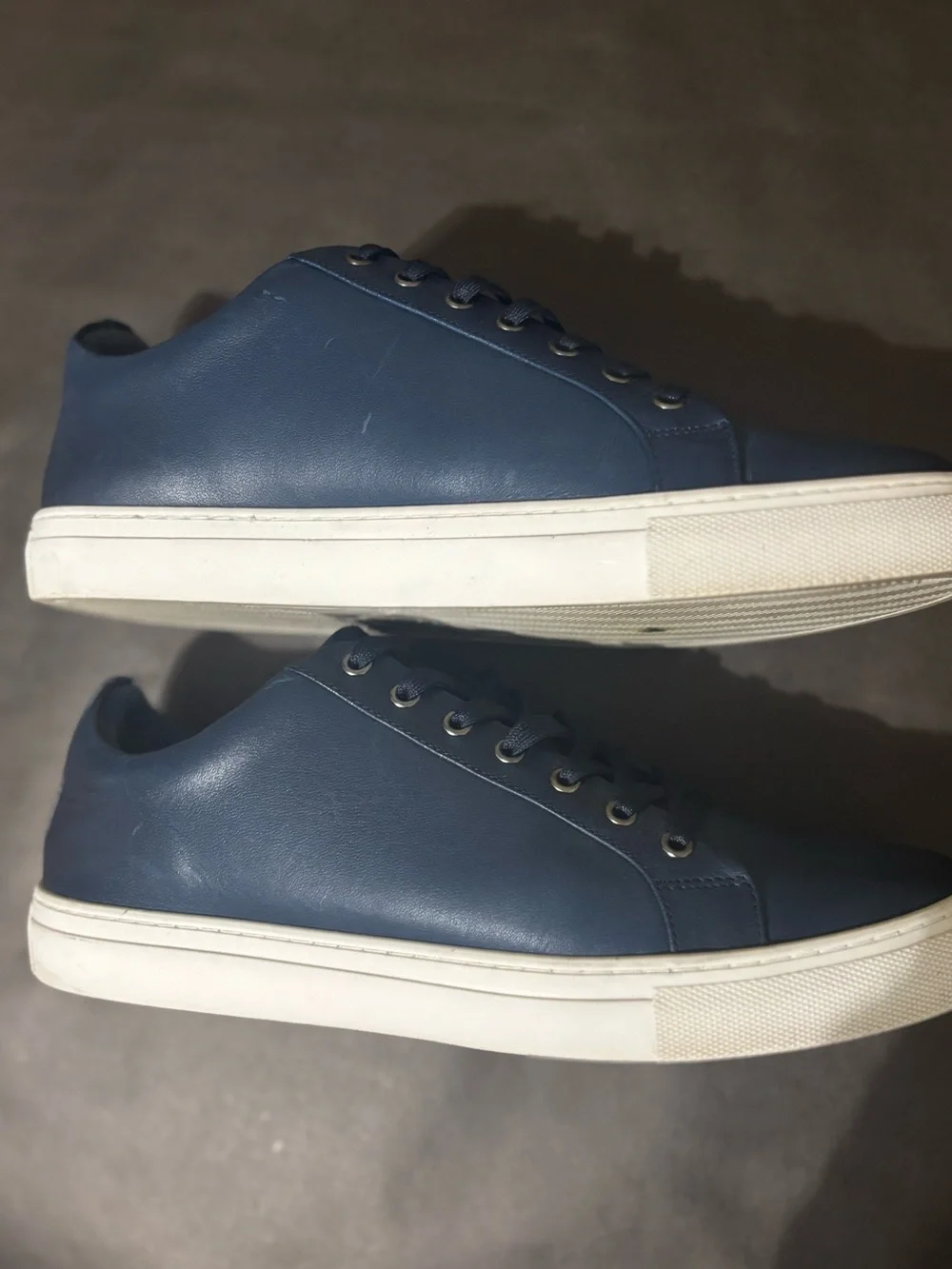 Thursday Premier Low Tops, 11